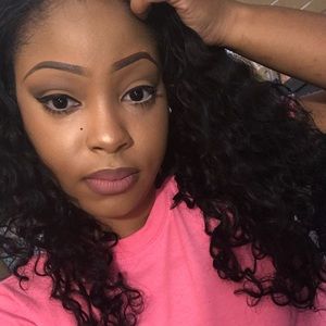 Meet your Posher, Khadijah